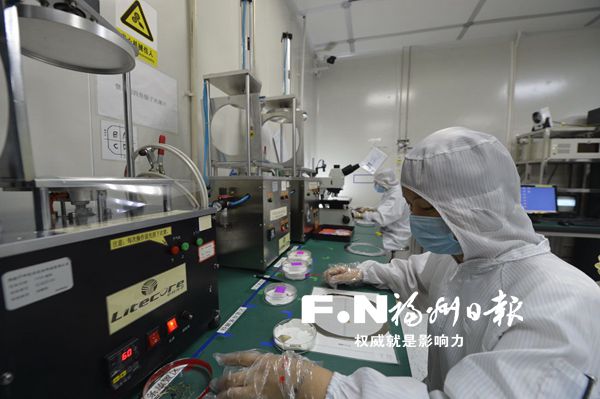 薛侃：轉拼搶爭　推進鼓樓高質量發展高顏值建設